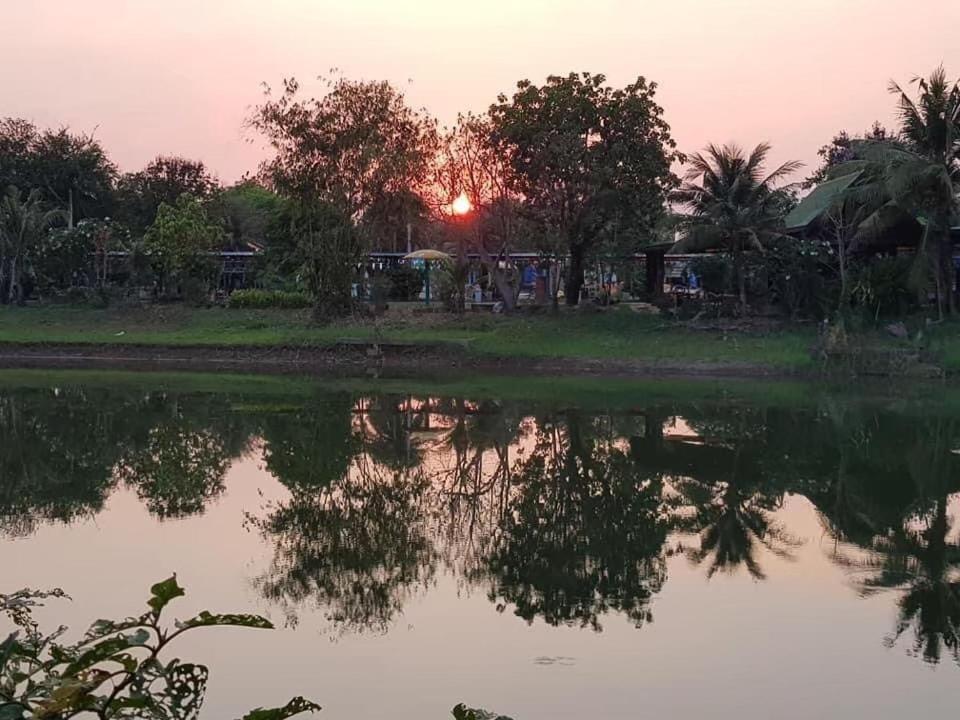 Baan Suan San Rak บ้านสวนแสนรัก บุรีรัมย์ ภายนอก รูปภาพ